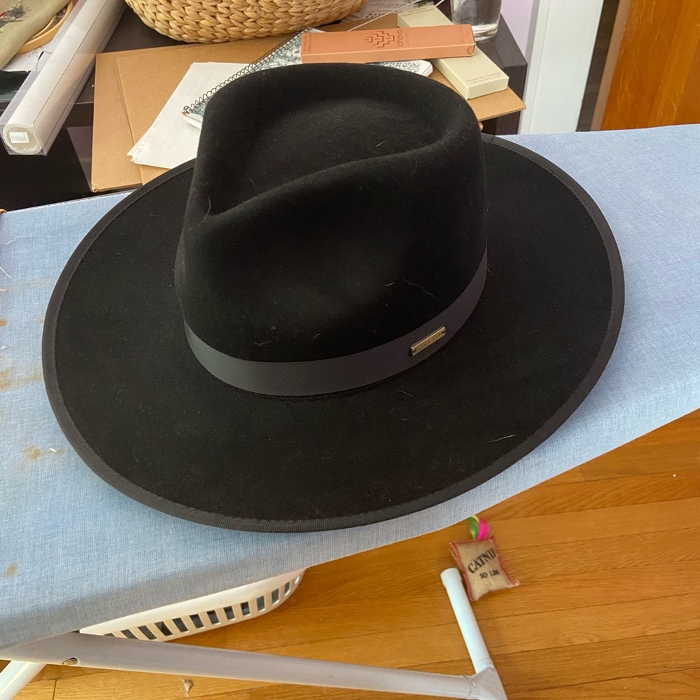 Gigi Pip hat